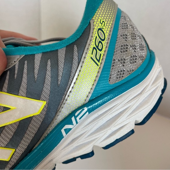 New Balance 1260v5 Running Women Size 8 - Picture 9 of 12